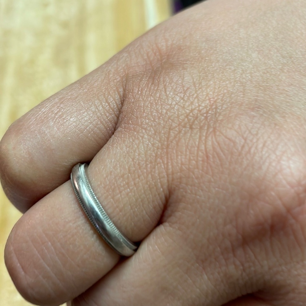 Tiffany & Co. Classic Milgrain Wedding Band in Platinum unisex